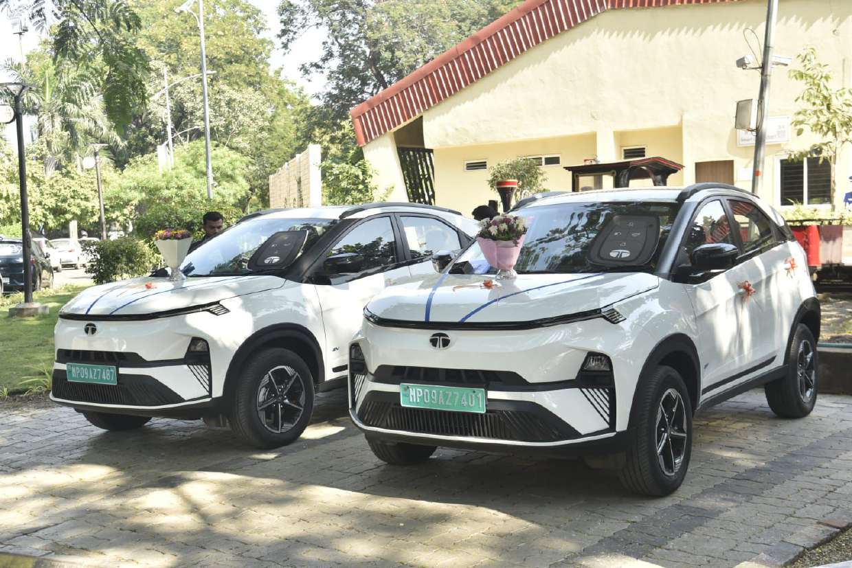 Dedicated corporate SUV fleet